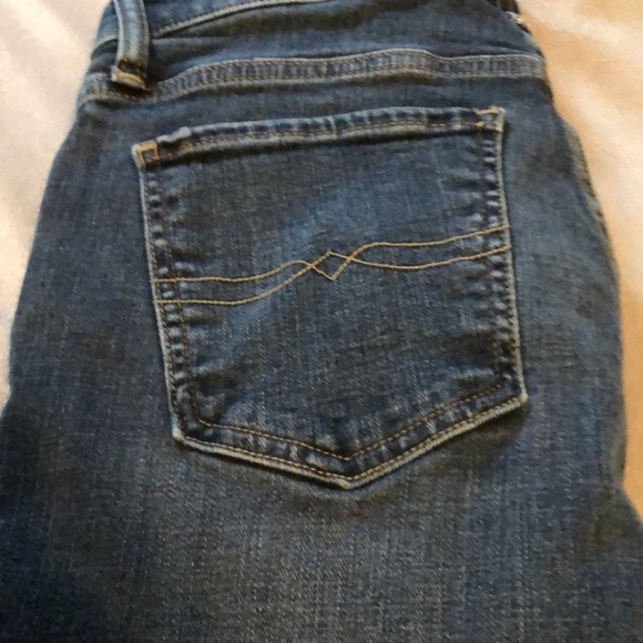 Lucky Brand Jeans - Picture 7 of 8